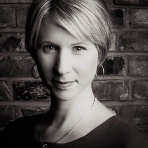 Erin Arnold PT, MPT, LMT Erin Arnold PT, MPT, LMT