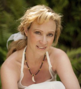 Simone Buehner, BSc BA DipCHM LicAc