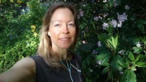 Sheila Richards, Dr MBBS, MRCGP, DRCOG, PGCME, LFHom, DCMAc Diploma in Chinese Medicine and Acupuncture, IFMCP