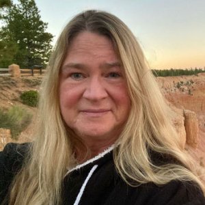 Alison Worret Alison Worret