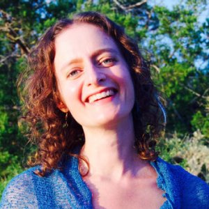 Julia Aziz Julia Aziz