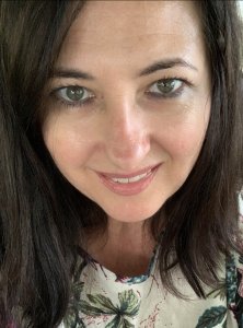 Holly Gardr Holly Gardr