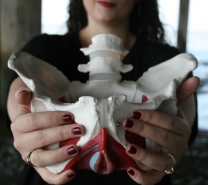 Dr. Alyssa Easley PT, DPT Dr. Alyssa Easley PT, DPT