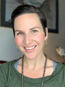 Kimberley Rose Peira Dacm, Lac