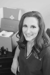 Dr. Jeannette Mucciolo Dr. Jeannette Mucciolo