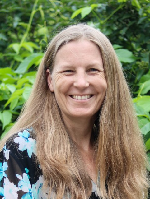 Stacey L. Luetmer, MD