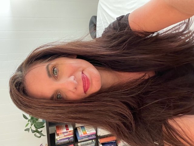 Christie-Jo Starvish